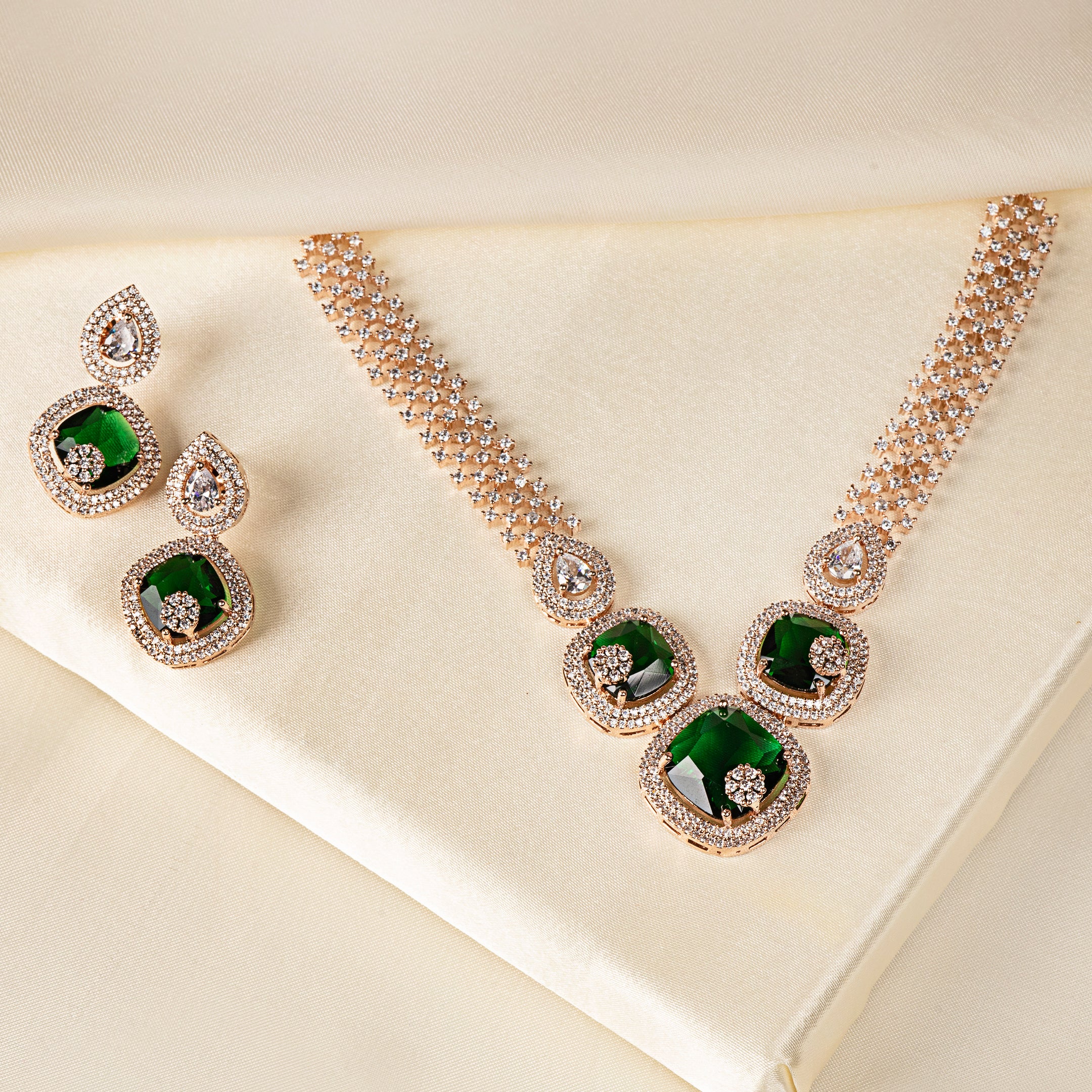 VELISEA Emerald Elegance Necklace & Earrings Set | Luxury Zirconia Collection