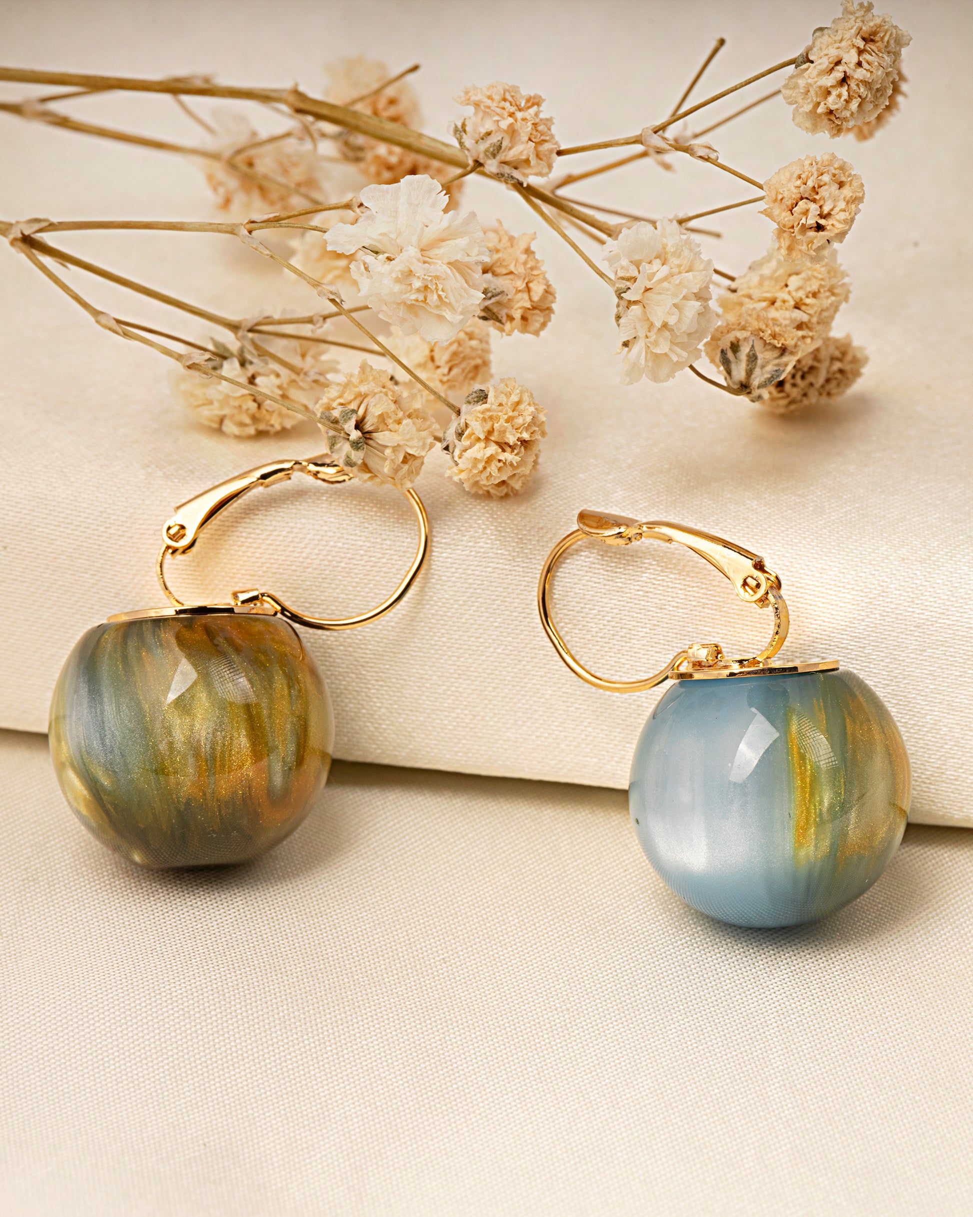 VELISEA Everyday Luxe Hoop Earrings | Elegant Gold-Tone Jewellery