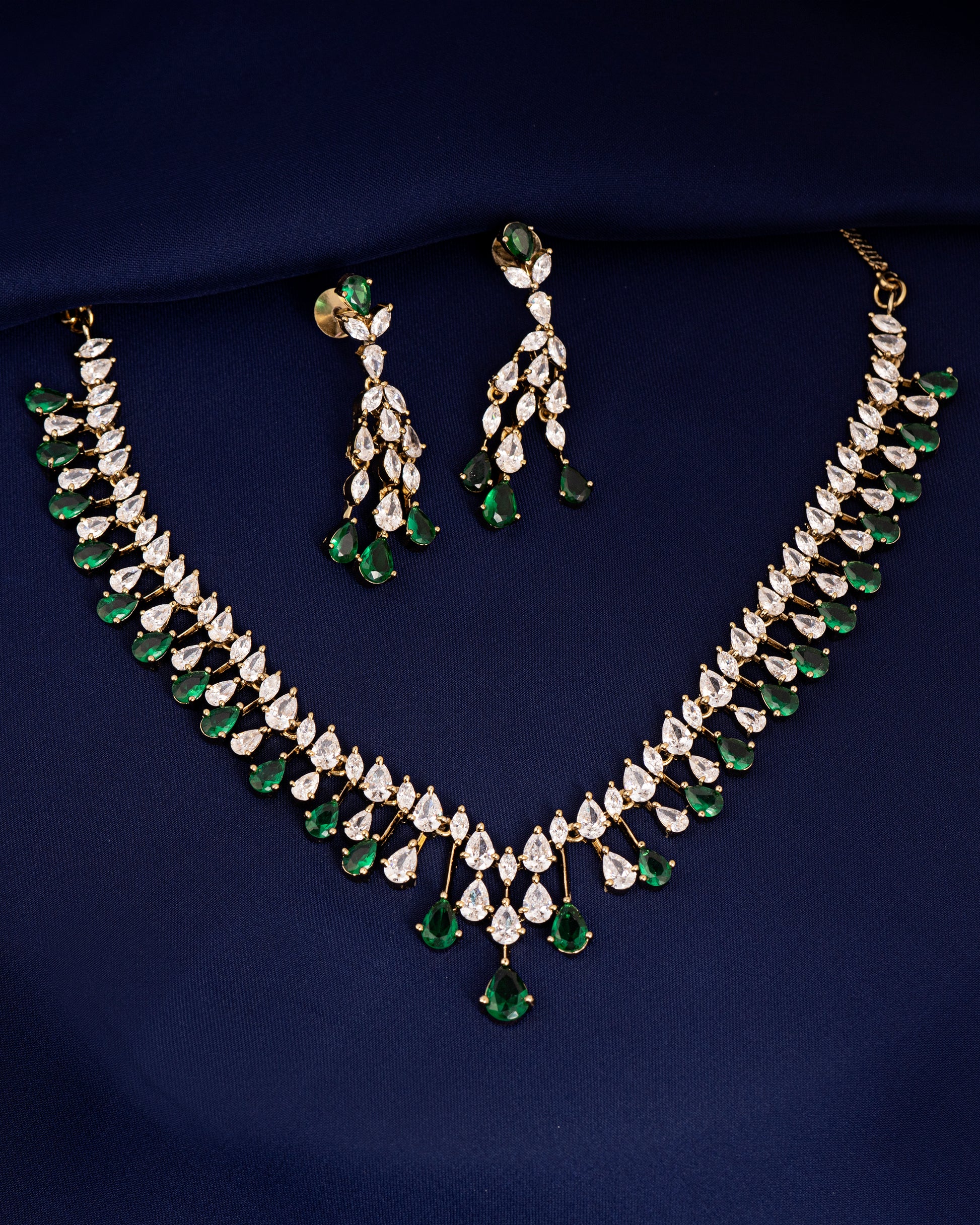 VELISEA Royal Emerald Necklace Set | Premium Party Wear Jewellery for Women
