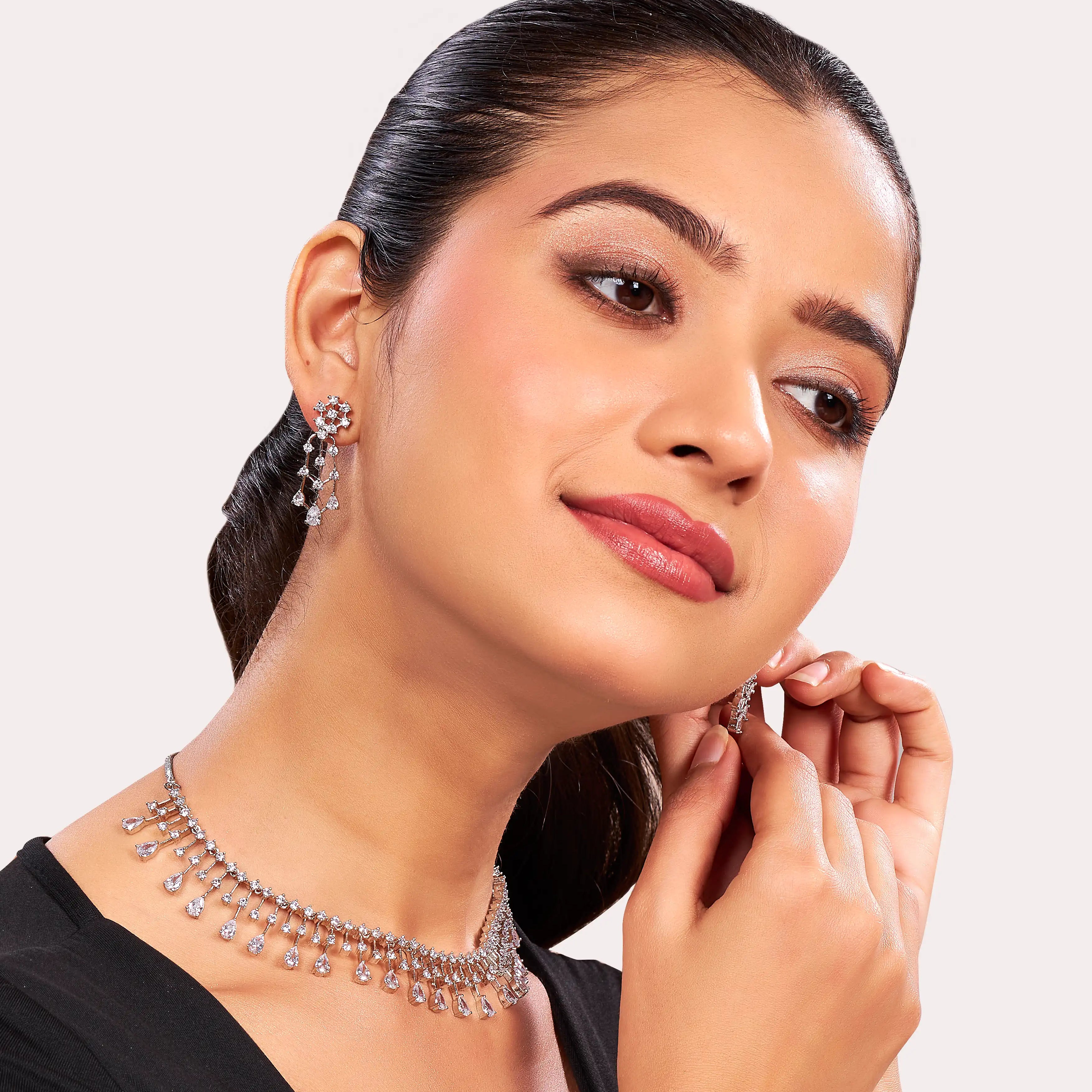 VELISEA Elegant Necklace Set for Women | Premium Party Wear Collection