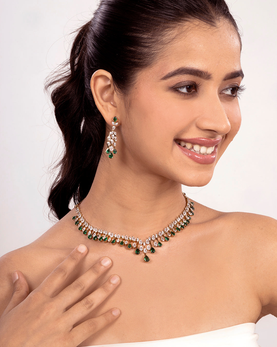 VELISEA Royal Emerald Necklace Set | Premium Party Wear Jewellery for Women