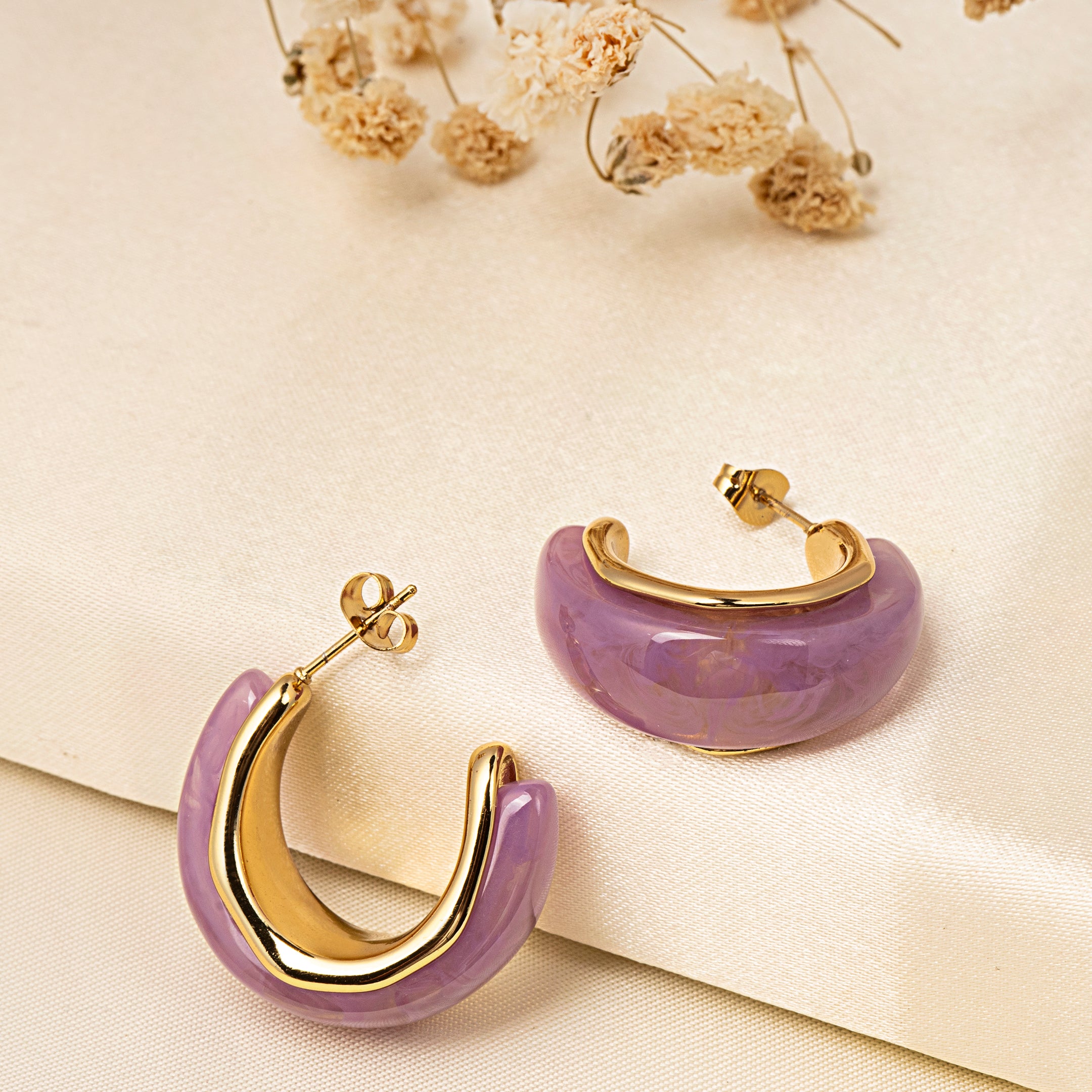 VELISEA Elegant Gold Hoop Earrings | Lightweight Party Wear Jewellery