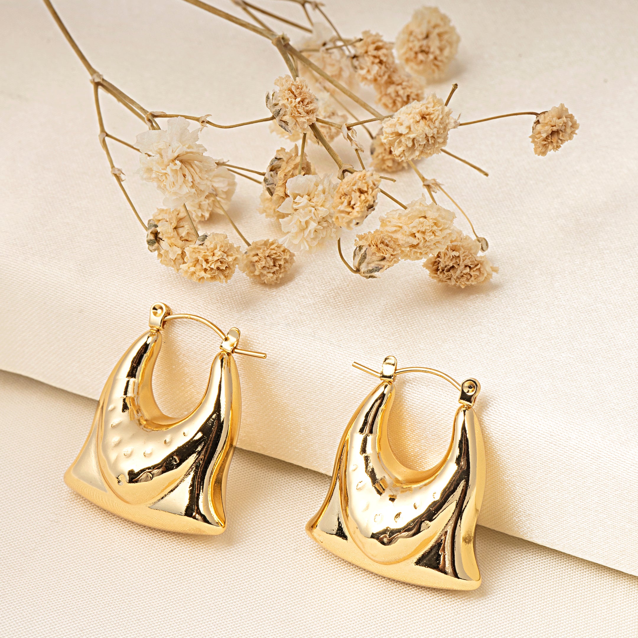 VELISEA Luxe Gold Hoop Earrings for Women | Premium Lightweight Fashion Jewellery